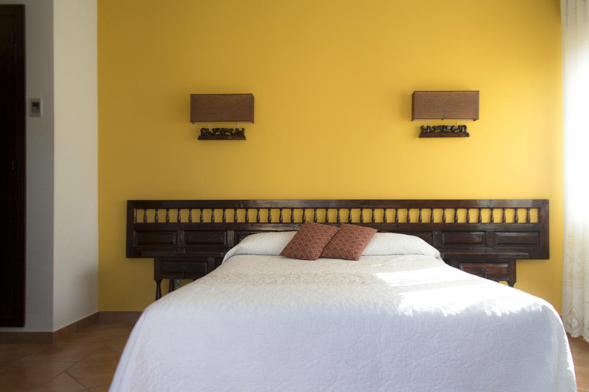Hospedium Hotel Juan II Toro Kültér fotó
