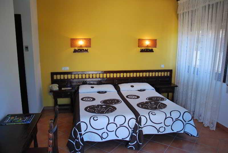 Hospedium Hotel Juan II Toro Kültér fotó